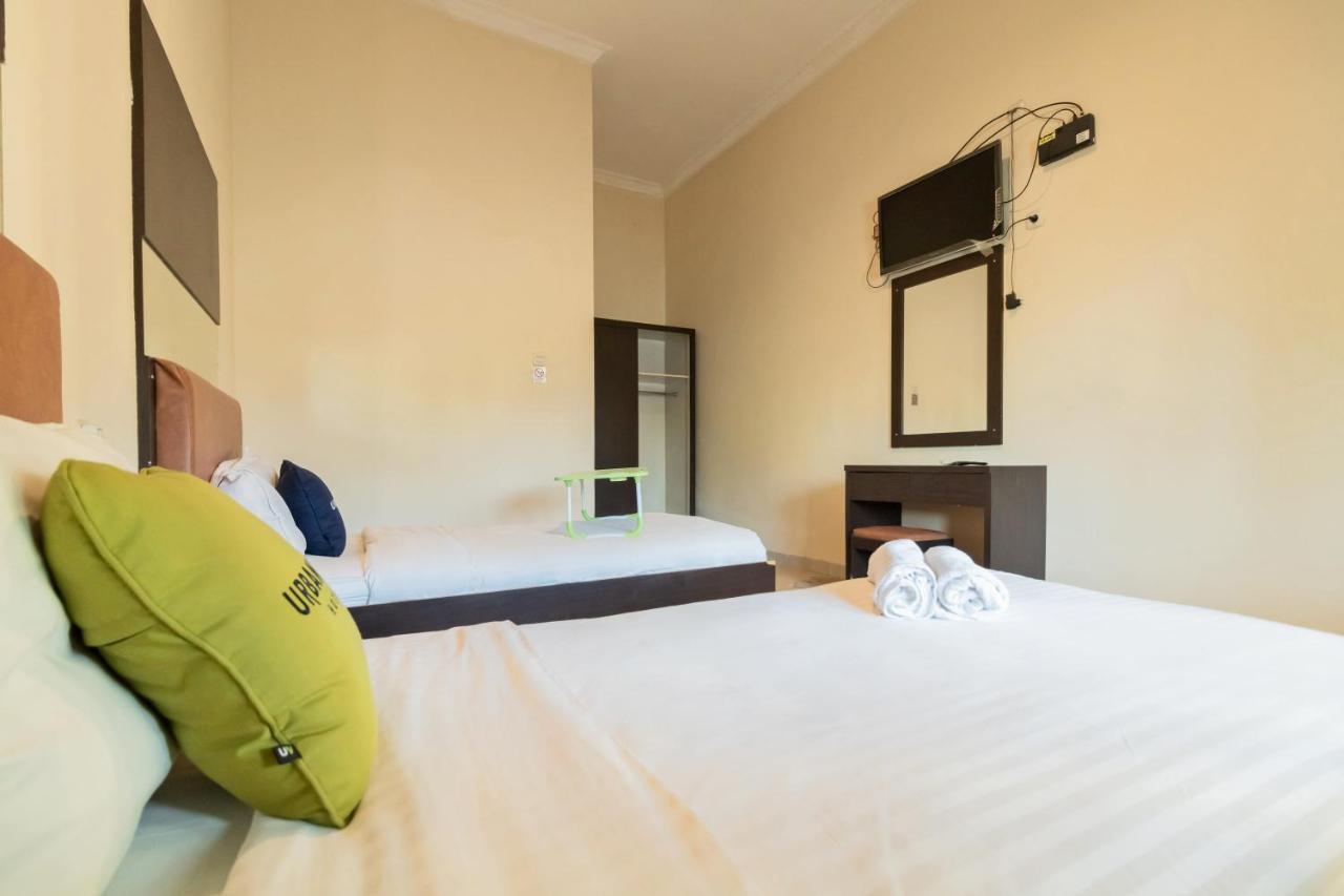 Urbanview Hotel Nugraha Palembang By Reddoorz Exterior foto
